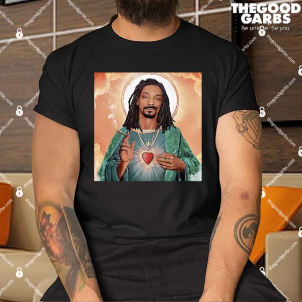 The god Snoop Dogg smoking blunds with gods weed Shirt